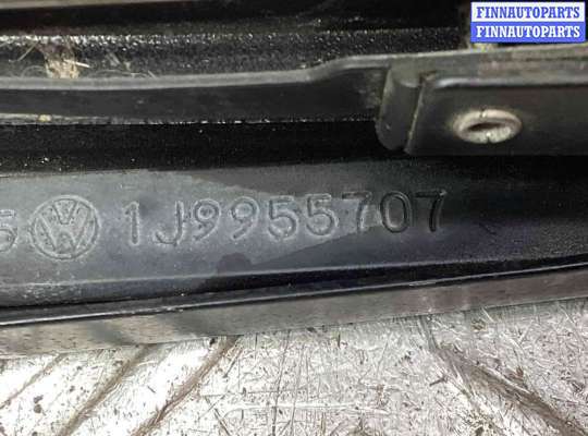 купить Щеткодержатель задний на Volkswagen Golf Golf IV (1J) 1997-2004