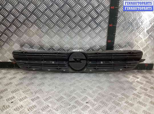 Решетка радиатора на Opel Vectra C