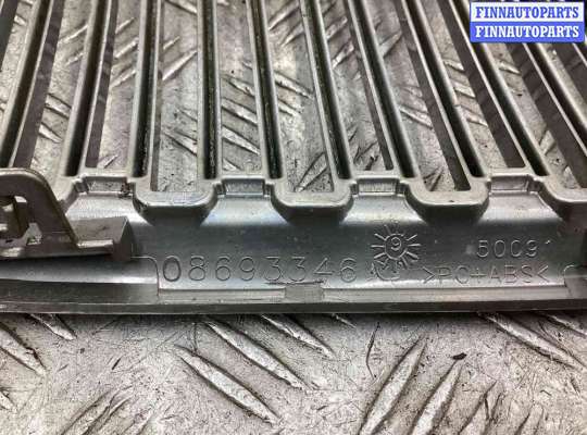 купить Решетка радиатора на Volvo V70 V70 II (SW) 2000-2008