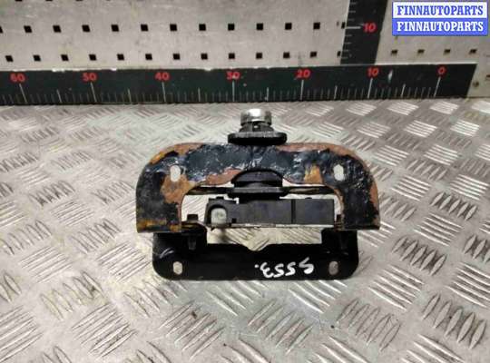 Замок капота на Ford Transit / Tourneo Connect I