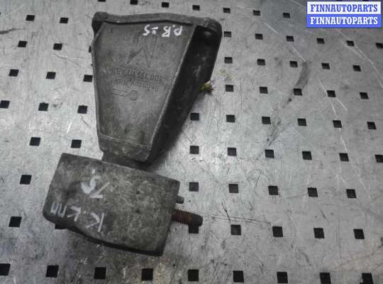 купить Кронштейн КПП на Volkswagen Passat Passat B5 (3B) 1996-2000