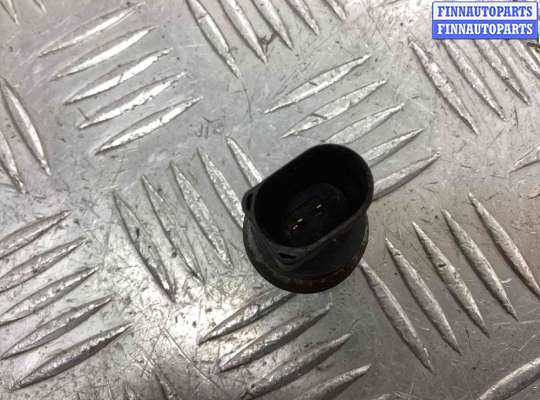 купить Датчик температуры на Volkswagen Passat Passat B6 (3C) 2005-2010