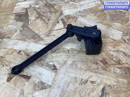 купить Датчик положения кузова на Volkswagen Passat Passat B5+ (3B) 2000-2005 рестайлинг