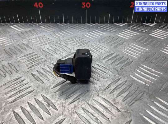 Датчик парктроника на Mercedes-Benz C (W203)