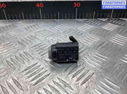 Датчик парктроника на Mercedes-Benz C (W203)