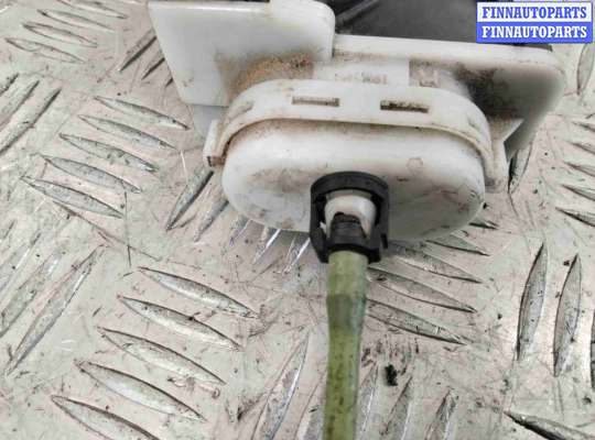 купить Замок двери передней правой на Audi A6 A6 C4 (4A) 1994-1997