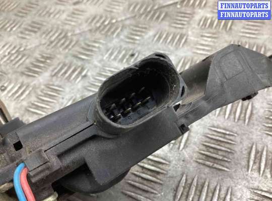 купить Замок двери передней правой на Volkswagen Passat Passat B5 (3B) 1996-2000