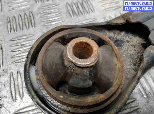 купить Рычаг передний правый на Toyota Avensis Avensis II (T250) 2003-2008