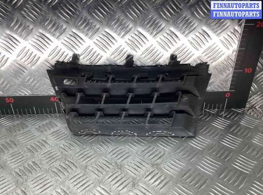 купить Решетка радиатора на Renault Scenic Scenic II (JM) 2003-2006