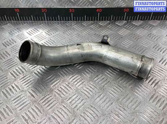 Купить Патрубок интеркулера на Volvo V70 V70 II (SW) 2000-2008 Патрубок интеркулера VL547891 на Volvo V70 V70 II (SW) 2000-2008