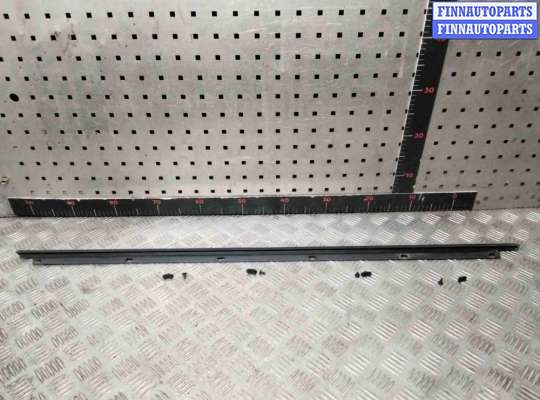 купить Молдинг стекла двери передней левой наружный на Volkswagen Golf Golf V (1K) 2004-2009