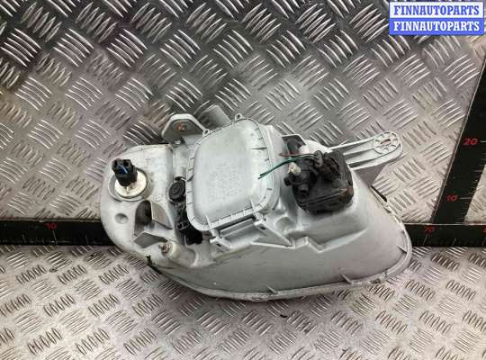 Фара передняя на Hyundai Sonata IV (EF)