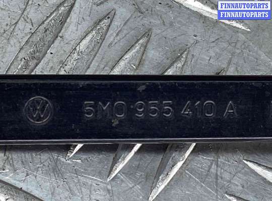 купить Щеткодержатель (поводок стеклоочистителя, дворник) на Volkswagen Golf Plus Golf+ V (5M) 2005-2014