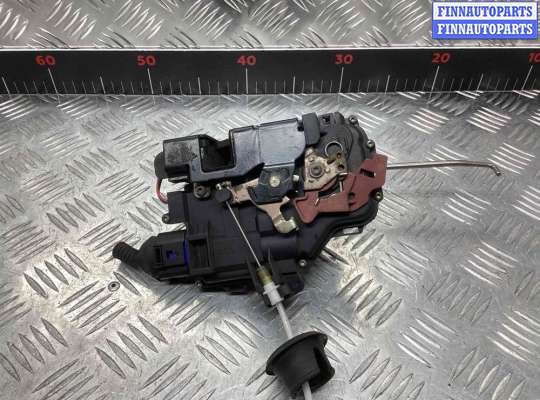 купить Замок двери передней левой на Audi A3 A3 II (8P) 2003-2005