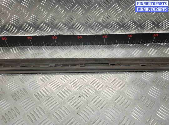 купить Молдинг двери передней правой на Audi A4 A4 B7 (8EC, 8ED) 2004-2008