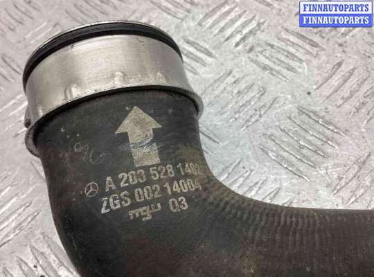 купить Патрубок интеркулера на Mercedes C C (W203) 2000-2004