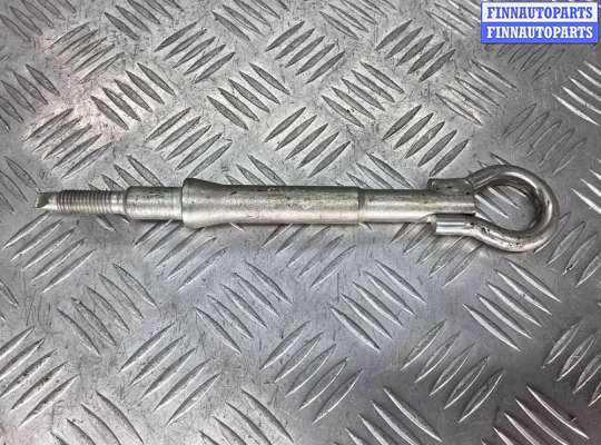 Крюк буксировочный