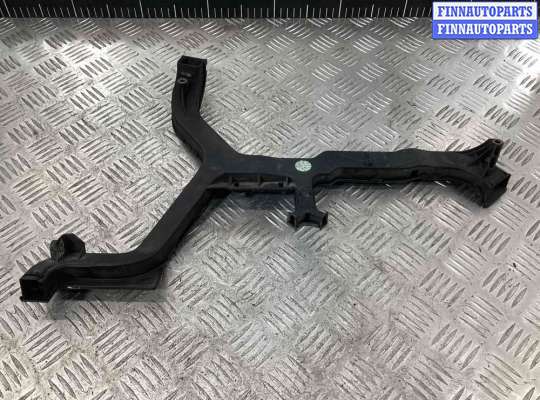 Прочие детали (не вошедшие в список) на Mercedes-Benz C (W202)