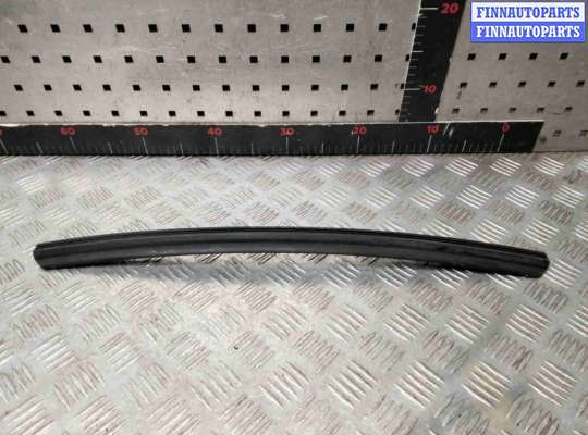 купить Молдинг стекла двери задней правой наружный на Chrysler Voyager Voyager IV (RG) 2001-2008