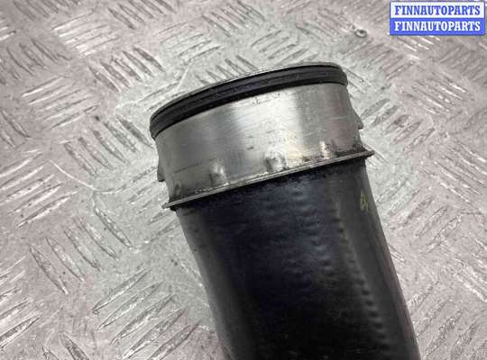 купить Патрубок интеркулера на Volkswagen Passat Passat B5+ (3B) 2000-2005 рестайлинг