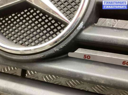 купить Решетка радиатора на Mercedes Vario W670 1996-2013