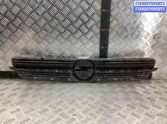 Решетка радиатора на Opel Vectra C