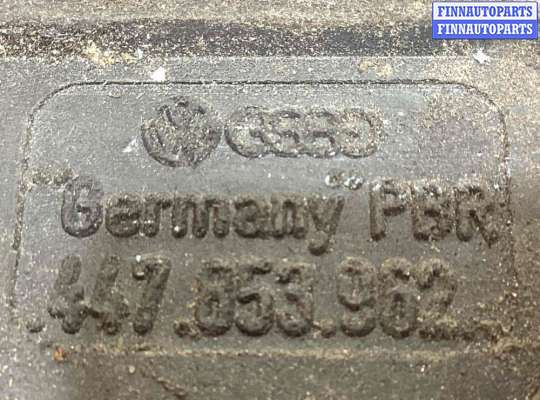 купить Молдинг двери задней правой на Audi 100 100 C3 1982-1991