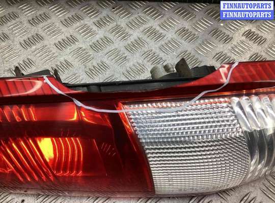 купить Фонарь задний правый на Nissan X-Trail X-trail (T30) 2001-2004