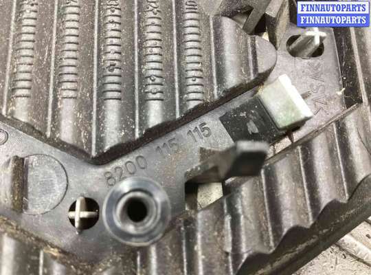 купить Эмблема на Renault Scenic Scenic II (JM) 2003-2006