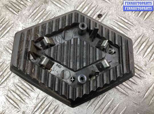 купить Эмблема на Renault Scenic Scenic II (JM) 2003-2006