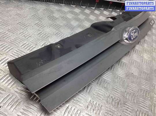 купить Решетка радиатора на Ford Transit Connect T. Connect I 2002-2009