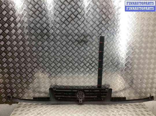 купить Решетка радиатора на Volkswagen Passat Passat B4 (3A) 1993-1997