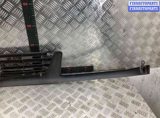 купить Решетка радиатора на Volkswagen Passat Passat B4 (3A) 1993-1997