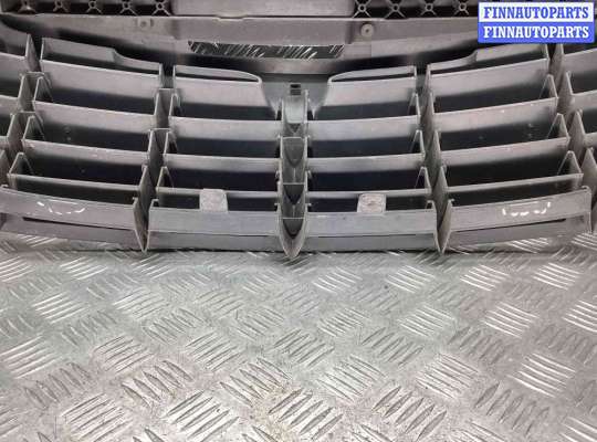 купить Решетка радиатора на Chrysler Voyager Voyager IV (RG) 2001-2008