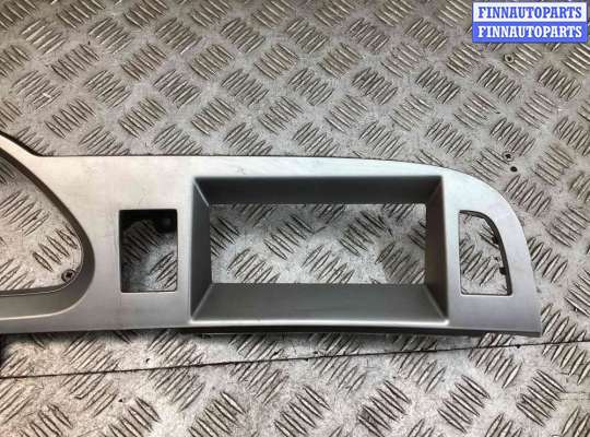 купить Накладка декоративная на торпедо на Audi A6 A6 C6 (4F) 2004-2008