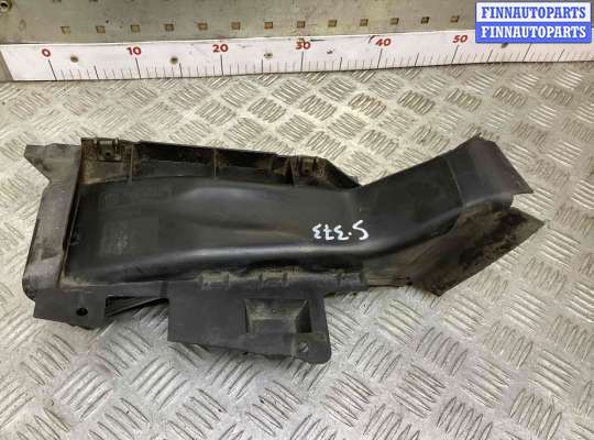 купить Воздуховод тормозной правый на BMW 3-Series 3-Series (E46) 2001-2005 рестайлинг