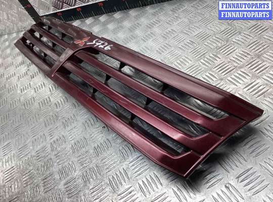 купить Решетка радиатора на Mitsubishi Space Wagon Space Wagon III 1998-2004