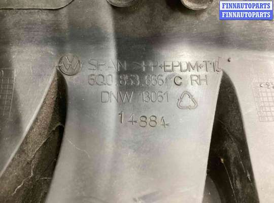 купить Заглушка (решетка) в бампер передний на Volkswagen Polo Polo IV (9N) 2001-2005