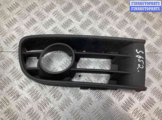 купить Заглушка (решетка) в бампер передний на Volkswagen Polo Polo IV (9N) 2001-2005