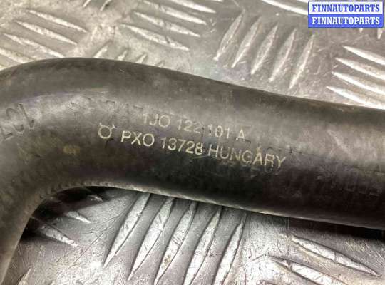 купить Патрубок радиатора на Volkswagen Golf Golf IV (1J) 1997-2004