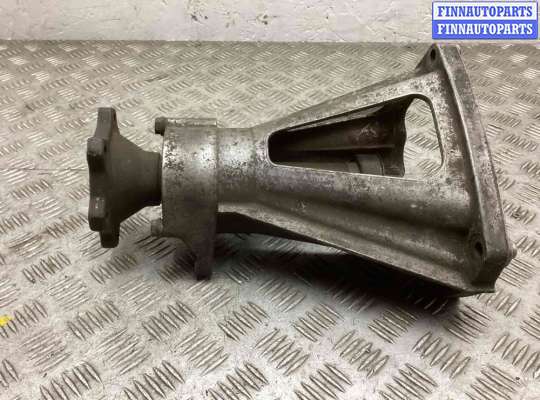 купить Кронштейн полуоси на Volkswagen Sharan Sharan I (7M) 2000-2003 рестайлинг