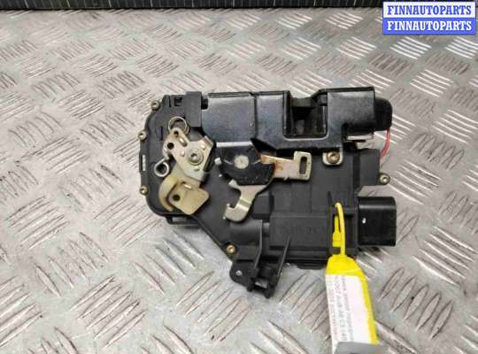 купить Замок двери передней правой на Audi A6 A6 C5 (4B) 2001-2004 рестайлинг