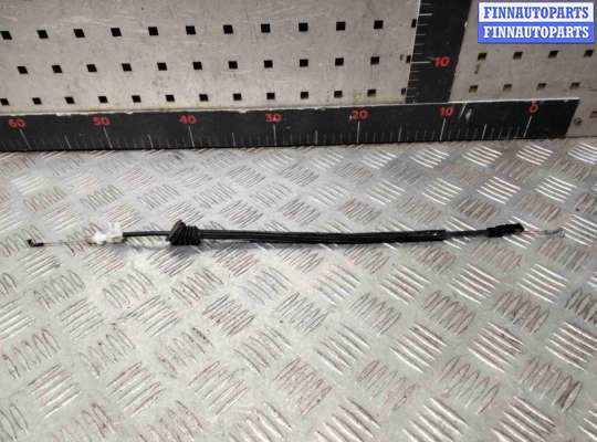 Трос двери на Volkswagen Passat B6 (3C)