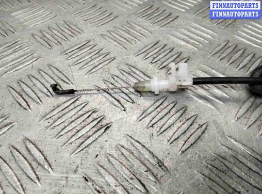 Трос двери на Volkswagen Passat B6 (3C)