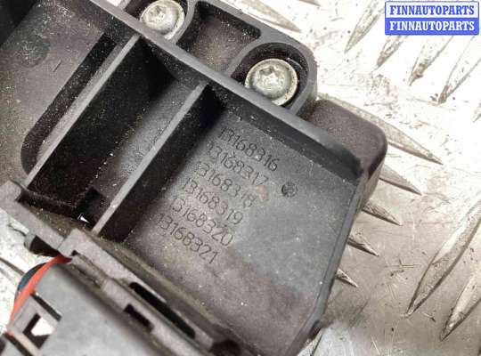 купить Кнопка открытия багажника на Opel Meriva Meriva A 2002-2006