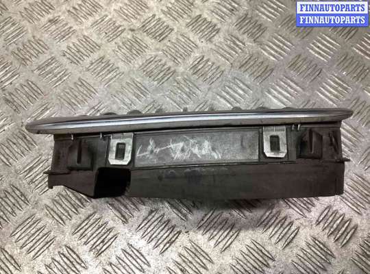 купить Решетка радиатора на BMW 3-Series 3-Series (E46) 2001-2005 рестайлинг