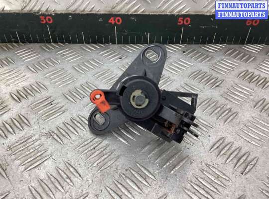купить Кнопка открытия багажника на Opel Zafira Zafira A 1999-2003