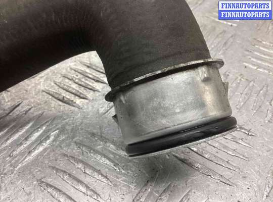 купить Патрубок радиатора на Mercedes CLK CLK (W209) 2002-2005