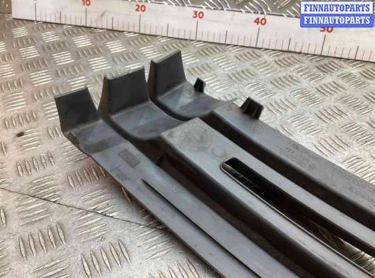 купить Заглушка (решетка) в бампер передний на Volkswagen Caddy Caddy III (2K) 2004-2010