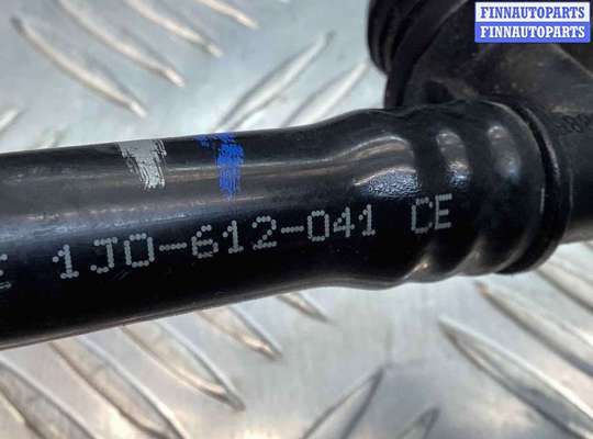 купить Патрубок (трубопровод, шланг) на Volkswagen Golf Golf IV (1J) 1997-2004